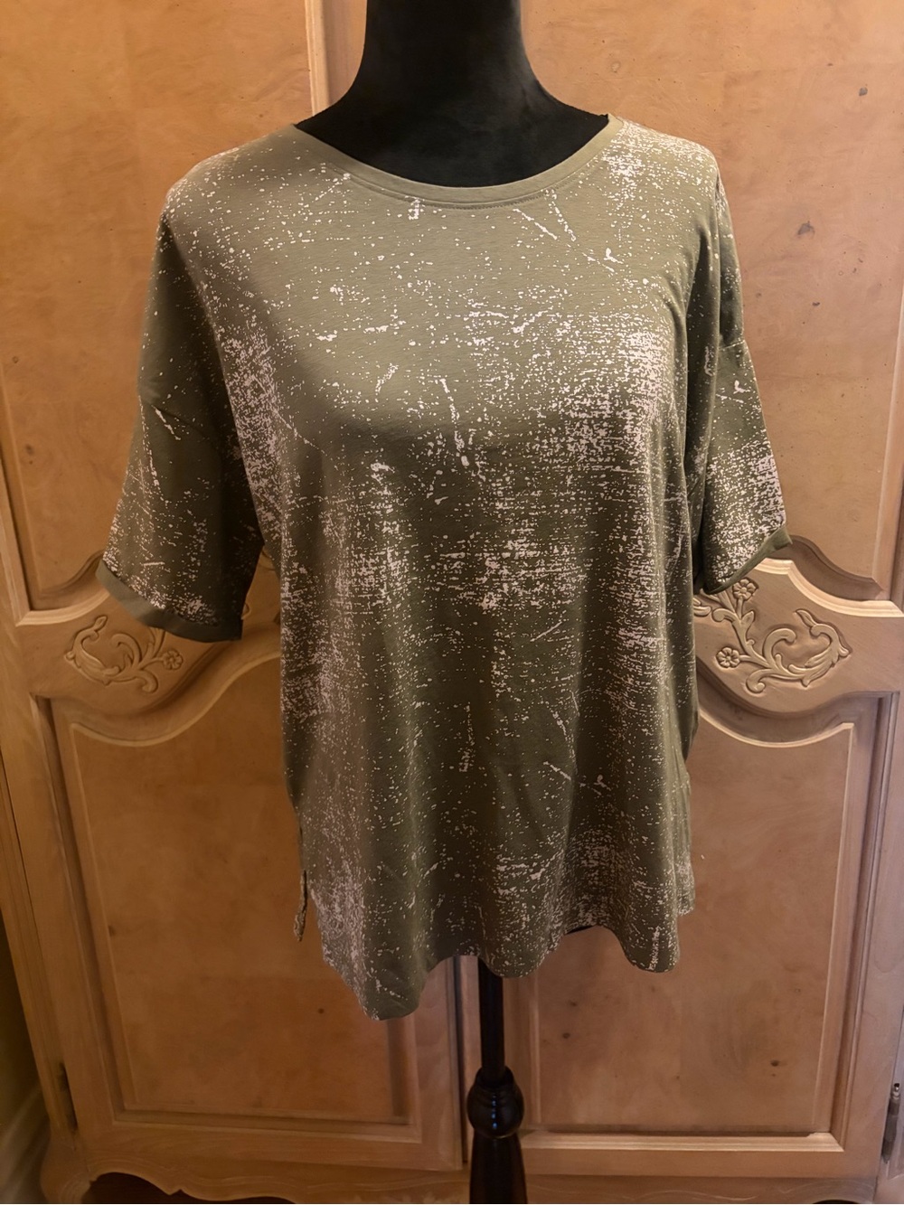 Reserved Olive Green Short Sleeve Printed Tee